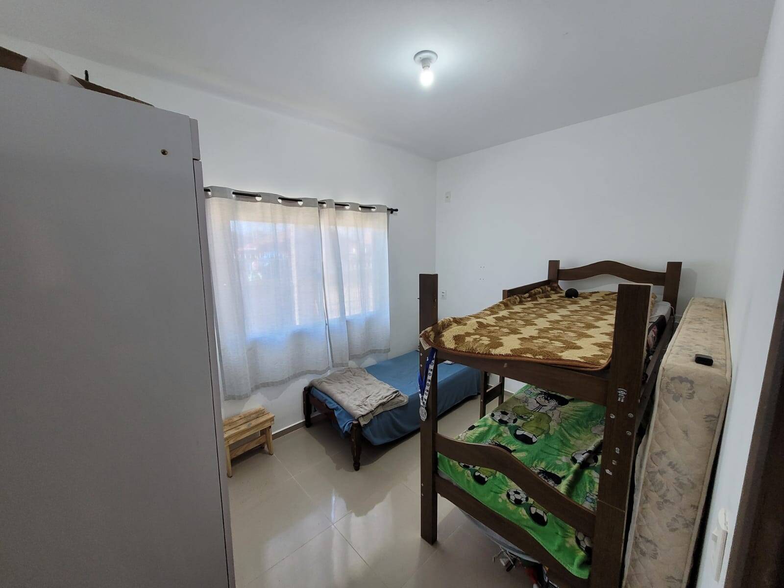 Casa à venda com 2 quartos, 140m² - Foto 12