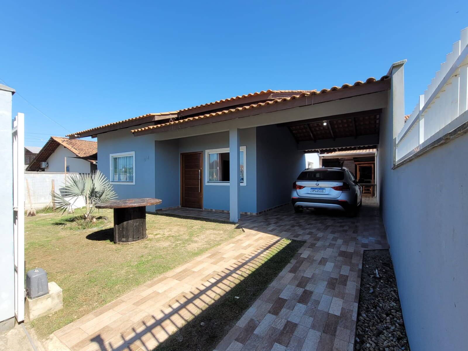 Casa à venda com 2 quartos, 140m² - Foto 1