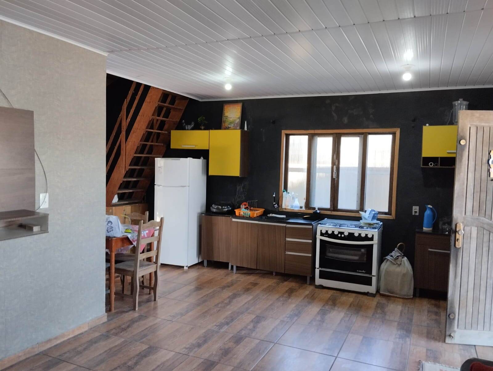 Casa à venda com 3 quartos, 110m² - Foto 5